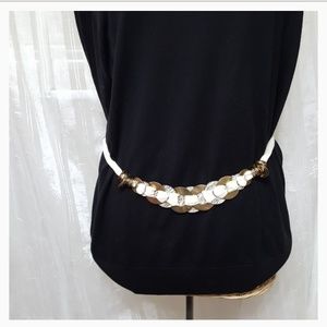 🌼🌼3 for 15$🌼🌼
Woman’s Belt : Reversible,Adjustable, Versatile, and SASSY‼️